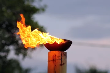 இனப்படுகொலைக்கு சர்வதேச சமூகத்திடம் நீதி வேண்டி முழு கதவடைப்பு : கிளிநொச்சி வர்த்தக சமூகம் அழைப்பு