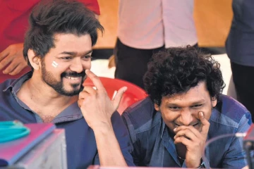 ஆரம்பமானது தளபதி 67 ! வேலையை தொடங்கிய லோகேஷ் கனகராஜ், ஏங்கு சென்றுள்ளார் பாருங்க