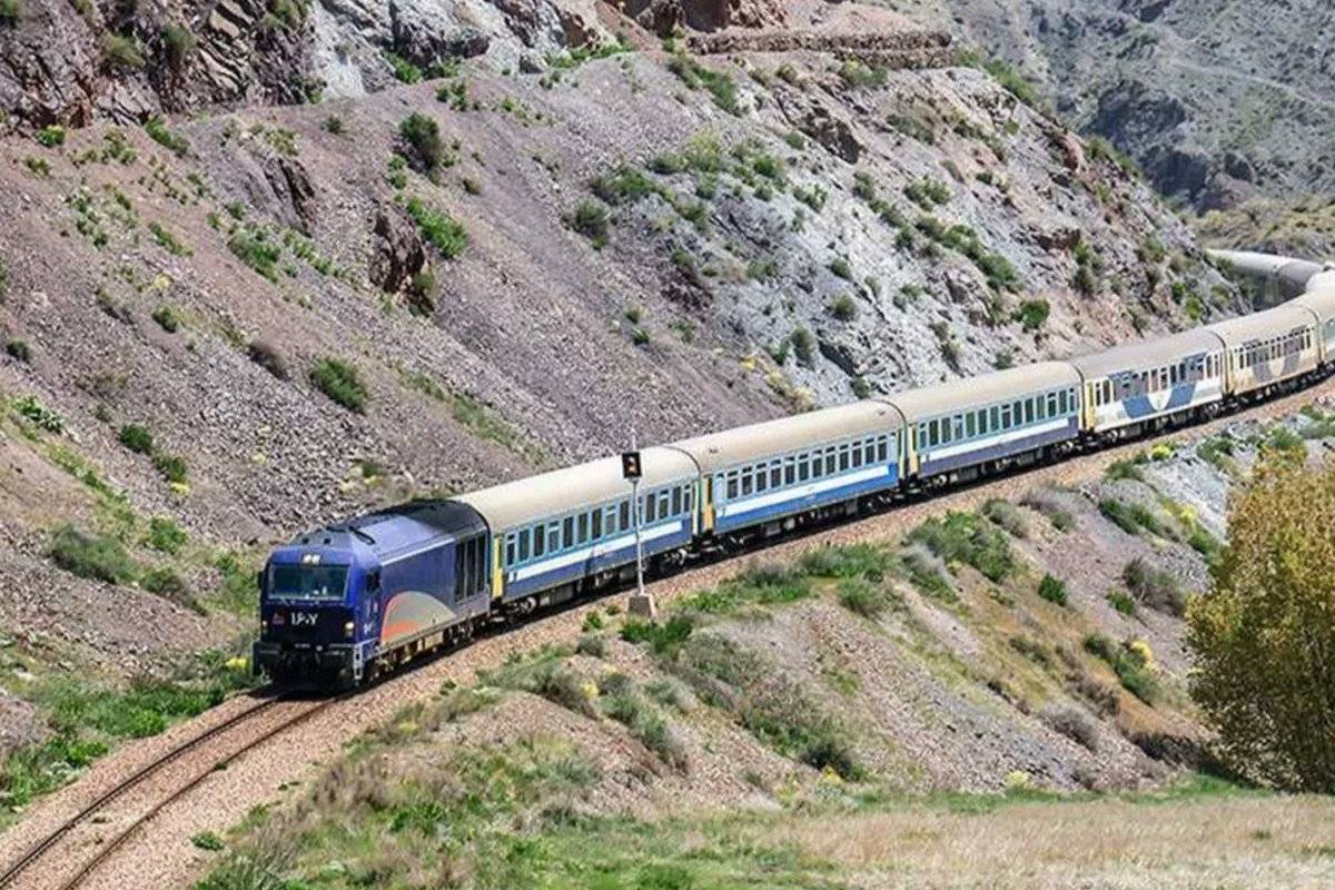 ஈரானில் ரயில் மீது தாக்குதல் நடத்த திட்டமிடும் இஸ்ரேல் - பயணிகளுக்கு விடுக்கப்பட்ட எச்சரிக்கை | Israel Plans To Attack Trains On Iran Warns Users ஈரானில் ரயில் மீது தாக்குதல் நடத்த திட்டமிடும் இஸ்ரேல் - பயணிகளுக்கு விடுக்கப்பட்ட எச்சரிக்கை | Israel Plans To Attack Trains On Iran Warns Users