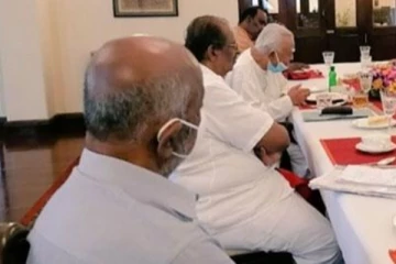 சமஷ்டியை வலியுறுத்தக் கூட்டமைப்பினர் தீர்மானம்...!