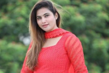 முகம் பொலிவாக இருக்க நடிகை மைனா நந்தினி பயன்படுத்தும் எண்ணெய் என்ன தெரியுமா?