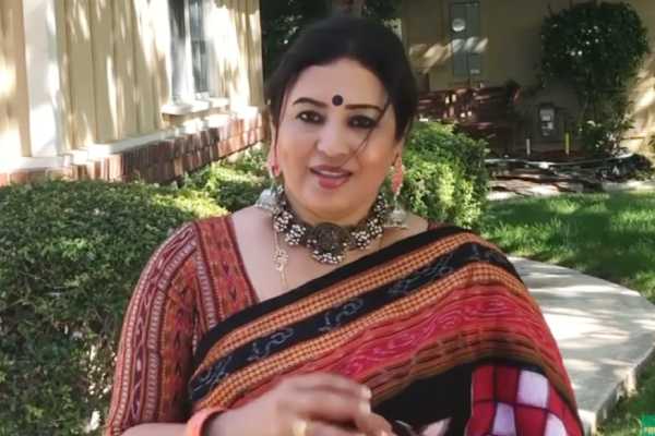 40 ஆண்டுக்கு முன் நீச்சல் ஆடையில் திணறடித்தவர்!! அமெரிக்காவில் செட்டிலாகி நடிகை.. | Famous 80S Actress Details Full Story Jayasree