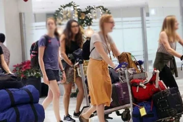 "ලංකාවට යනවා නම් රක්ෂණයක් අත්‍යවශ්‍යයි"