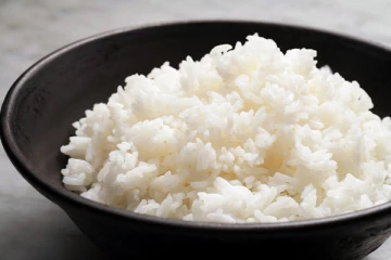 தினமும் சாதம் சாப்பிடுபவரா? அதிகம் சாப்பிட்டால் இந்த ஆபத்தை ஏற்படுத்துமாம்!