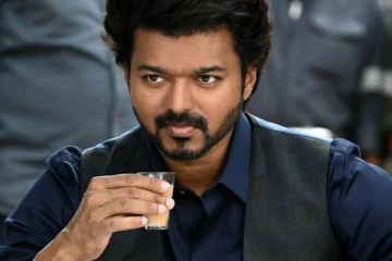 அப்பாவை வைத்து சோறுப்போட சொல்லுங்க!! அப்போதான் விஜய்யின் வாரிசு-க்கு மரியாதை.. தாக்கி பேசிய இயக்குனர்