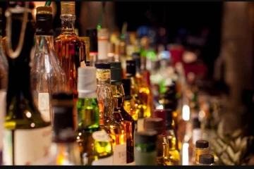 மதுபான அனுமதிப்பத்திரம் வைத்திருப்பவர்களுக்கு விசேட அறிவிப்பு