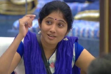 காட்டுவாசி வேடத்தில் Enjoy Enjaami பாடலுக்கு வீடியோ வெளியிட்ட ஜுலி- என்னா ஒரு வீடியோ