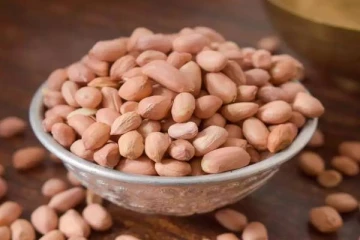 வேர்க்கடலை சாப்பிடுவதனால்.. உடலில் ஏற்படும் ஏராளமான மாற்றங்கள்!