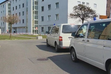 காதில் கேட்ட அசரீரி: சுவிஸில் சொந்த தாயாரை கொடூரமாக கொன்ற மகன்