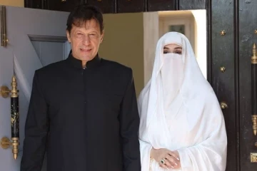 இம்ரான் கான் திருமணம் 'ஷரியா சட்டப்படி நடக்கவில்லை' மீண்டும் சர்ச்சையில் சிக்கிய பாகிஸ்தானின் முன்னாள் பிரதமர்