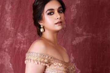 இந்த ஒரு காரணத்திற்காக சம்பளத்தை உயர்த்தினாரா கீர்த்தி சுரேஷ்?