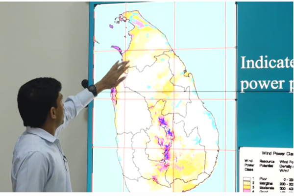 புதுப்பிக்கத்தக்க மின்சார உற்பத்தி மையமாக மாறும் வடபகுதி | Electricity Windmill Renewable Resources Mannar
