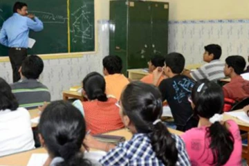 முல்லைத்தீவு மாவட்டத்தில் வழிமாறும் தனியார் கல்வி நிலையங்கள்