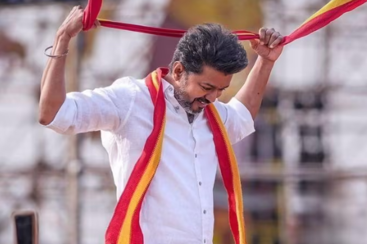 தளபதி விஜய் திருச்செந்தூர் சென்றதால் வந்ததா சிக்கல்? ஜோதிடம் சொல்வது என்ன? | Tvk Leader Vijay Detail Horoscope Analysis