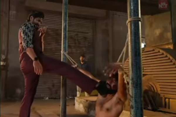 Ethirneechal: ஜனனிக்கு போன் செய்யும் சக்தி... வீட்டைவிடடு வெளியேறிய பார்கவி | Ethirneechal Sakthi Call Janani Bargavi Walkout