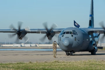இப்ராஹீம் ரைசி மரணமடைந்த பின் அயல்நாட்டில் தரையிறங்கிய அமெரிக்காவின் இராணுவ விமானம்