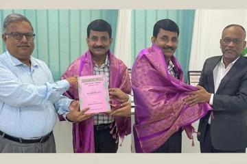 வெளிநாட்டில் தமிழ் மருத்துவருக்கு கிடைத்த மாபெரும் கெளரவம்! வெளியான புகைப்படம்