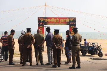 முல்லைத்தீவில் மாவீரர்நாள் நினைவேந்தலுக்கு பொலிஸார் இடையூறு(Video)