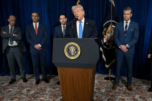 வெனிசுலாவில் அதிரடி காட்டிய ட்ரம்ப் ஈரான் மீது கைவைக்க தயங்குவது ஏன்? | Us Attacked Venezuela Why Hesitate To Try In Iran