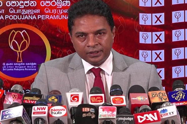 மொட்டுவின் அதிரடி - கட்சி தாவிய உள்ளூராட்சி மன்ற உறுப்பினர்களுக்கு வேட்டு | Slpp To Sack Nearly 200 Local Councillors