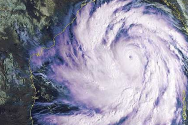 காற்றழுத்த தாழ்வு மண்டலம் புயலாக வலுப்பெறும் சாத்தியம் | Storm Signal Warning For Sri Lankan Coast காற்றழுத்த தாழ்வு மண்டலம் புயலாக வலுப்பெறும் சாத்தியம் | Storm Signal Warning For Sri Lankan Coast