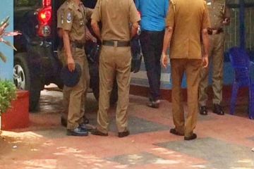 யாழ்.வட்டுக்கோட்டையில் வீடுடைத்து திருடிய சந்தேக நபர்களுக்கு நேர்ந்த கதி!