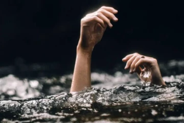 மது போதையில் நீராடச் சென்ற இருவருவருக்கு நேர்ந்த சோகம்