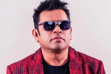 தனது மகள், மகனுடன் சூப்பர் செல்பி எடுத்த இசையமைப்பாளர் ஏ.ஆர். ரகுமான்- இதோ புகைப்படம்