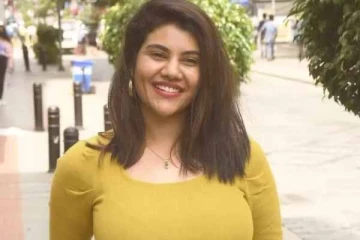 திடீரென மருத்துவமனையில் அனுமதிக்கப்பட்டுள்ள சீரியல் நடிகை நிவிஷா- திடீரென என்ன ஆனது?