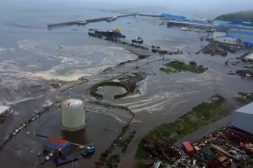 14 ஆண்டுகளுக்கு பிறகு பேரழிவு அபாயம் ; உலகின் பல நாடுகள் தீவுகளுக்கு சுனாமி எச்சரிக்கை!