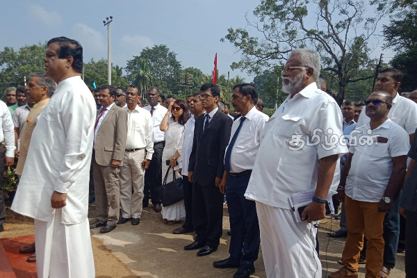 இந்திய அரசின் நிதி உதவியில் வடக்கு தொடருந்துப் பாதையை நவீன மயப்படுத்தும் நடவடிக்கை ஆரம்பம் (Photos) | Srilanka Crisis Political Situation Rajapaksa Rail