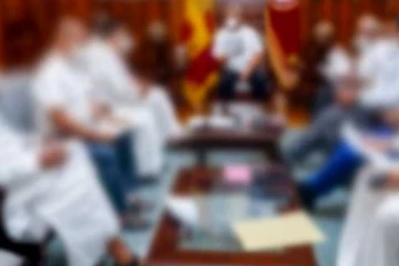 ආණ්ඩුව නියෝජනය කළ මන්ත්‍රීවරුන් අද කරන්න යන විශේෂ දේ මෙන්න..