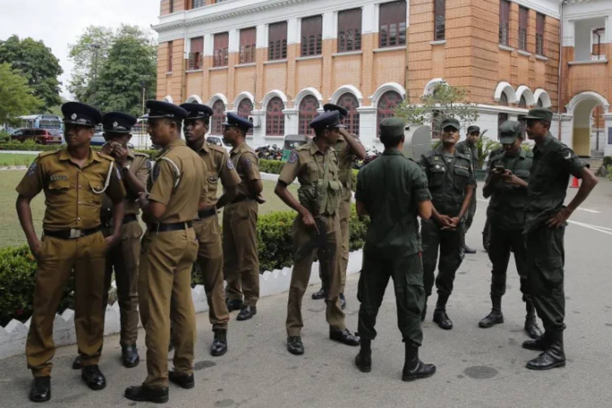 முன்னாள் இராணுவச் சிப்பாய் கைத்துப்பாக்கியுடன் கைது! | Former Army Soldier Arrested With Handgun