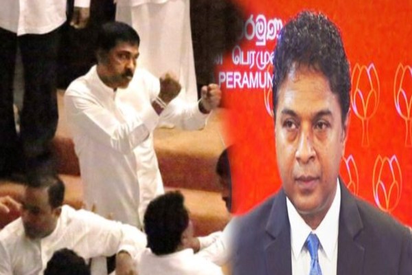 மகிந்தவின் கட்சியின் பொதுச் செயலாளரை தாக்க முயற்சித்த ராஜாங்க அமைச்சர்! | Opposition Within The Party To Sagara Kariyawasam மகிந்தவின் கட்சியின் பொதுச் செயலாளரை தாக்க முயற்சித்த ராஜாங்க அமைச்சர்! | Opposition Within The Party To Sagara Kariyawasam