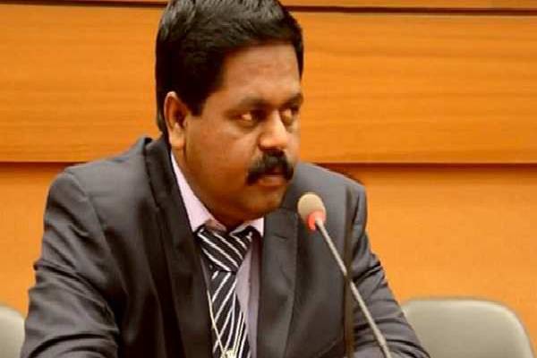உருத்திரபுரம் சிவன் கோவிலின் அளவீட்டுப் பணிகள் நிறுத்தப்படும் - சிறீதரன் எம்.பிக்கு அமைச்சர் உறுதி! | Kilinochi Land Issue Minister Said To Sritharan Mp