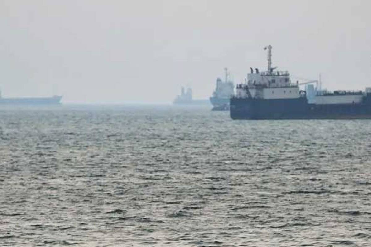 போர்நிறுத்தத்துக்கு நடுவே அமெரிக்காவின் அதிரடி தாக்குதல் ; ஈரான் பதற்றம் மீண்டும் உயர்வு | Us Strike Amid Ceasefire Iran Tension