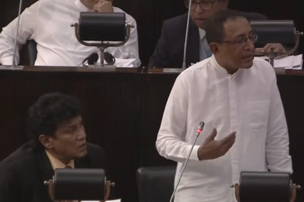 நாடாளுமன்றில் இருந்து வெளியேறிய எதிர்க்கட்சி | Parliament Opposition Party Walks Out