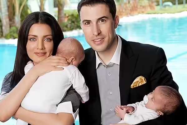 மதுப்பழக்கத்திற்கு அடிமை!! கணவர் மீது வழக்கு போட்ட பிரபல நடிகை.. | Celina Jaitly Filed Domestic Violence Case Husband மதுப்பழக்கத்திற்கு அடிமை!! கணவர் மீது வழக்கு போட்ட பிரபல நடிகை.. | Celina Jaitly Filed Domestic Violence Case Husband