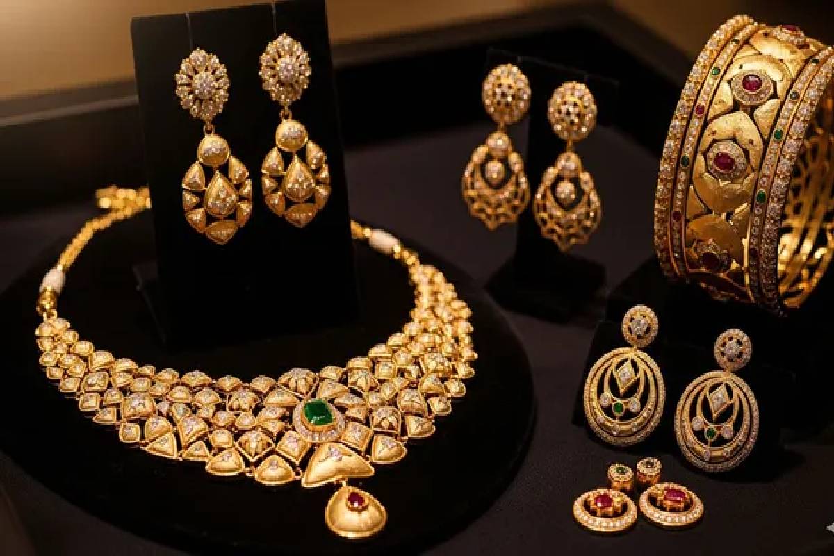 தொடர்ந்து சரியும் தங்கம் விலை - இன்றைய நிலவரம் இதோ! | Sept 23Rd 2026 Gold And Silver Price In Chennai தொடர்ந்து சரியும் தங்கம் விலை - இன்றைய நிலவரம் இதோ! | Sept 23Rd 2026 Gold And Silver Price In Chennai