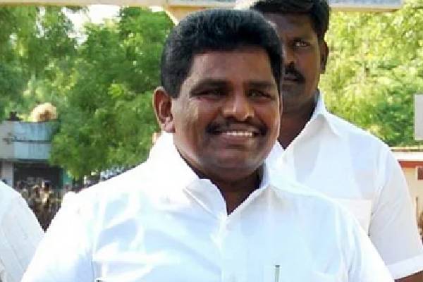 அமைச்சர் அனிதா ராதாகிருஷ்ணனுக்கு எதிரான வழக்கு : ஹைகோர்ட் தடை நீட்டிப்பு | Tn Minister Anitha Radhakrishnan Case அமைச்சர் அனிதா ராதாகிருஷ்ணனுக்கு எதிரான வழக்கு : ஹைகோர்ட் தடை நீட்டிப்பு | Tn Minister Anitha Radhakrishnan Case