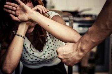 பெருந்தோட்டங்களில் அதிகரித்த “வீட்டு வன்முறை” - சாதாரணமாக கடந்து செல்வது ஏன்?