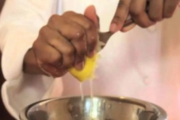 எலுமிச்சை சாற்றில் இதனை ஒரு துளி விடுங்க... பலன்கள் இரட்டிப்பாகும்! தினமும் குடித்தால் இவ்வளவு நன்மைகளா?