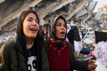 உலகை உலுக்கிய நிலநடுக்கம்; 34 ஆயிரத்தை தாண்டிய பலி!