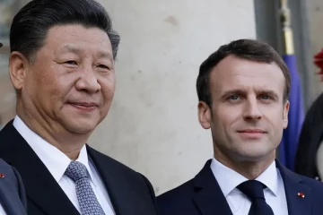 பிரான்ஸ் அதிபர் சீனாவுக்கு திடீர் பயணம்!