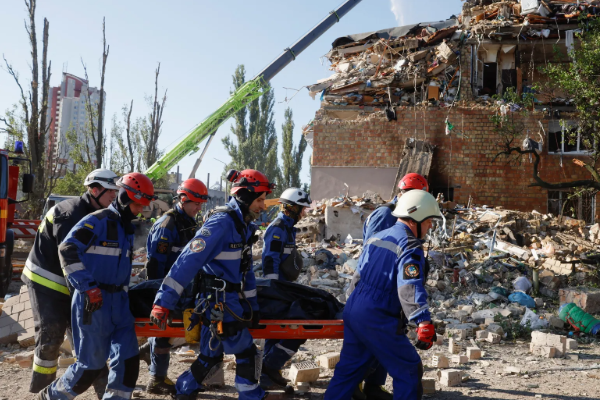 உக்ரைன் ரஷிய தாக்குதலில் 4 போ் பலி | 4 Killed In Russian Attack In Ukraine