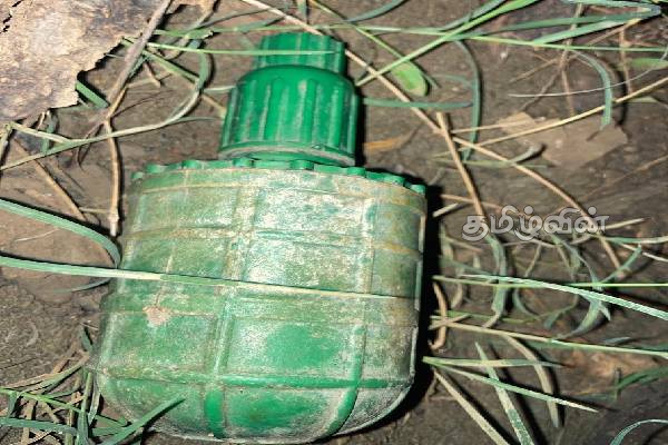 கிளிநொச்சியில் கைக்குண்டு மீட்பு(Photos) | Hand Grenade Recovery In Kilinochchi