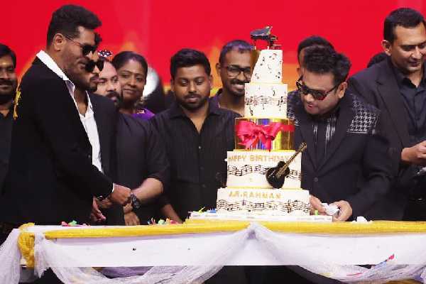 அப்பாவிடம் பிடிக்காத ஒன்று..ஏ ஆர் ரஹ்மானுக்கே கண்டீசன் போட்ட மகள் கதிஜா.. | Ar Rahman Daughter Khatija What She Dislikes