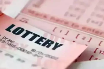 4 மாதங்களாக காரில் இருந்த லொட்டரி சீட்டை கவனிக்காமல் இருந்த நபர்.., மகன் மூலமாக அடித்த பேரதிர்ஷ்டம்