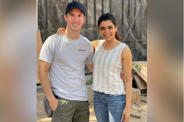 அந்த இயக்குனருடன் நெருக்கமாக இருக்கும் சமந்தா.. கட்டிக்கொண்டு எடுத்த புகைப்படம்.. | Samantha Latest Pic With Popular Director