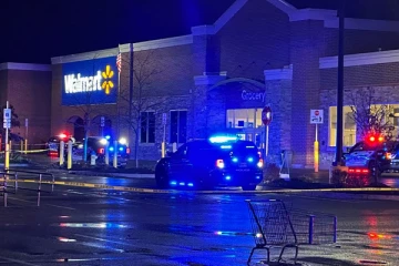 அமெரிக்காவை உலுக்கும் துப்பாக்கி சூட்டு சம்பவங்கள் ; ஒருவர் பலி, 4 பேர் படுகாயம்